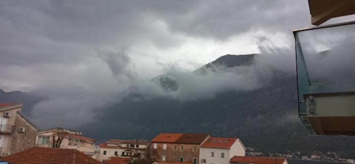 Apartments With Sea View In Prcanj Kotor Exterior foto
