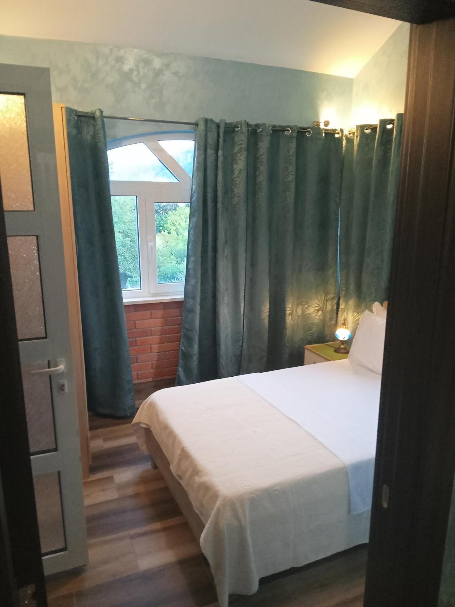 Apartments With Sea View In Prcanj Kotor Habitación foto